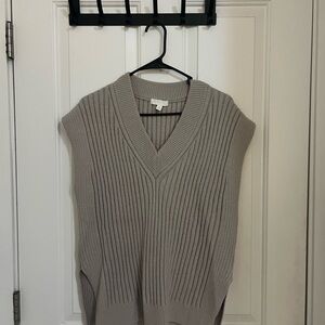 H&M Women's V-Neck Ribbed Sweater Vest - Cream